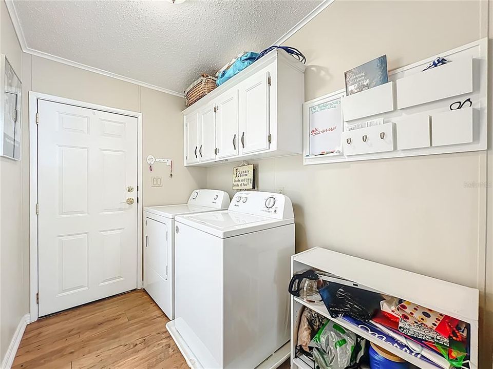 Activo con contrato: $199,000 (2 camas, 2 baños, 1800 Pies cuadrados)