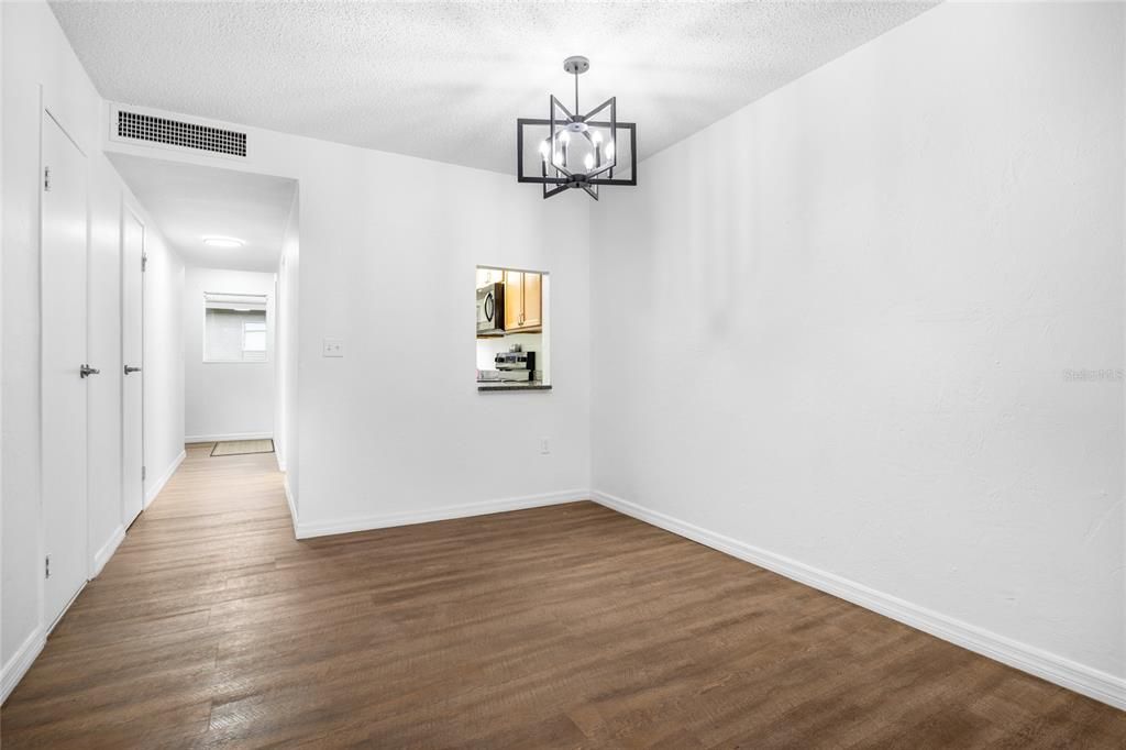 For Sale: $105,000 (3 beds, 2 baths, 1482 Square Feet)