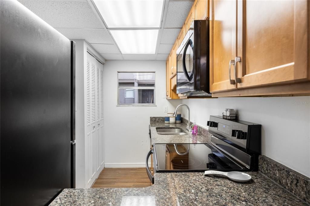 For Sale: $105,000 (3 beds, 2 baths, 1482 Square Feet)