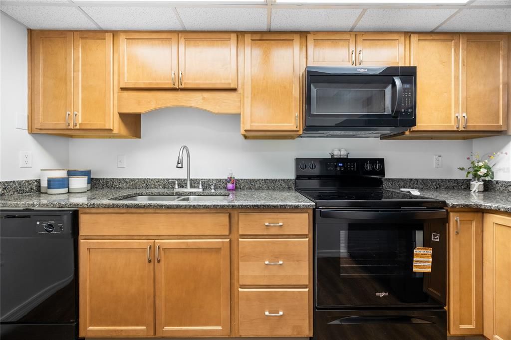 For Sale: $105,000 (3 beds, 2 baths, 1482 Square Feet)