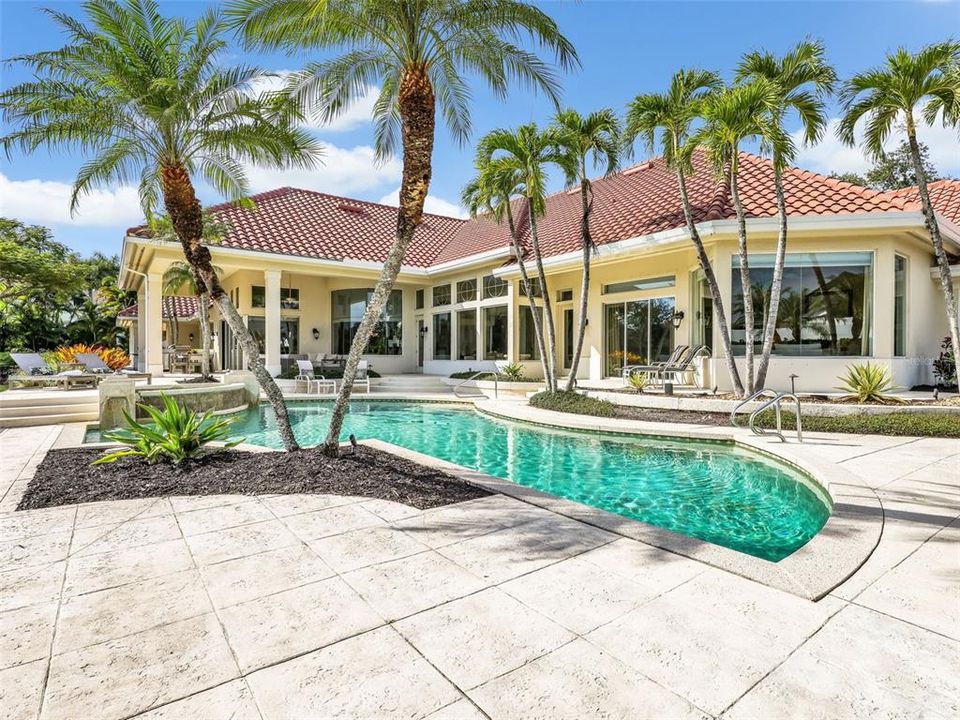 En Venta: $4,425,000 (4 camas, 6 baños, 6046 Pies cuadrados)