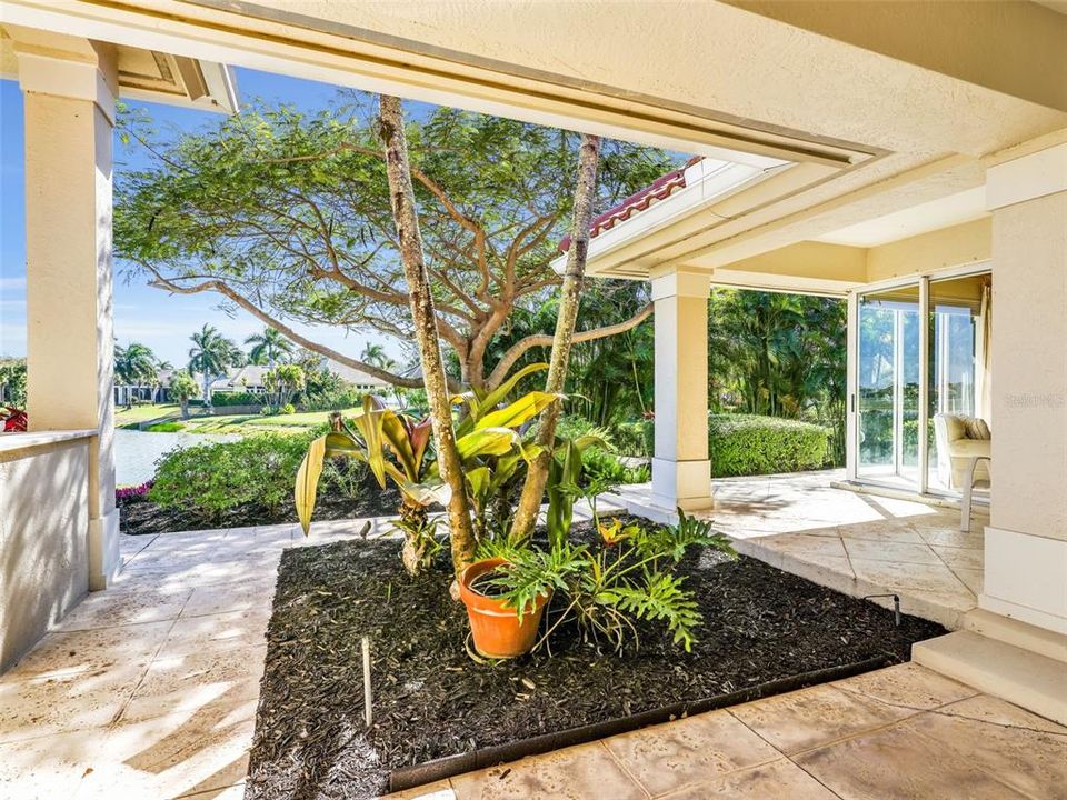 En Venta: $4,425,000 (4 camas, 6 baños, 6046 Pies cuadrados)