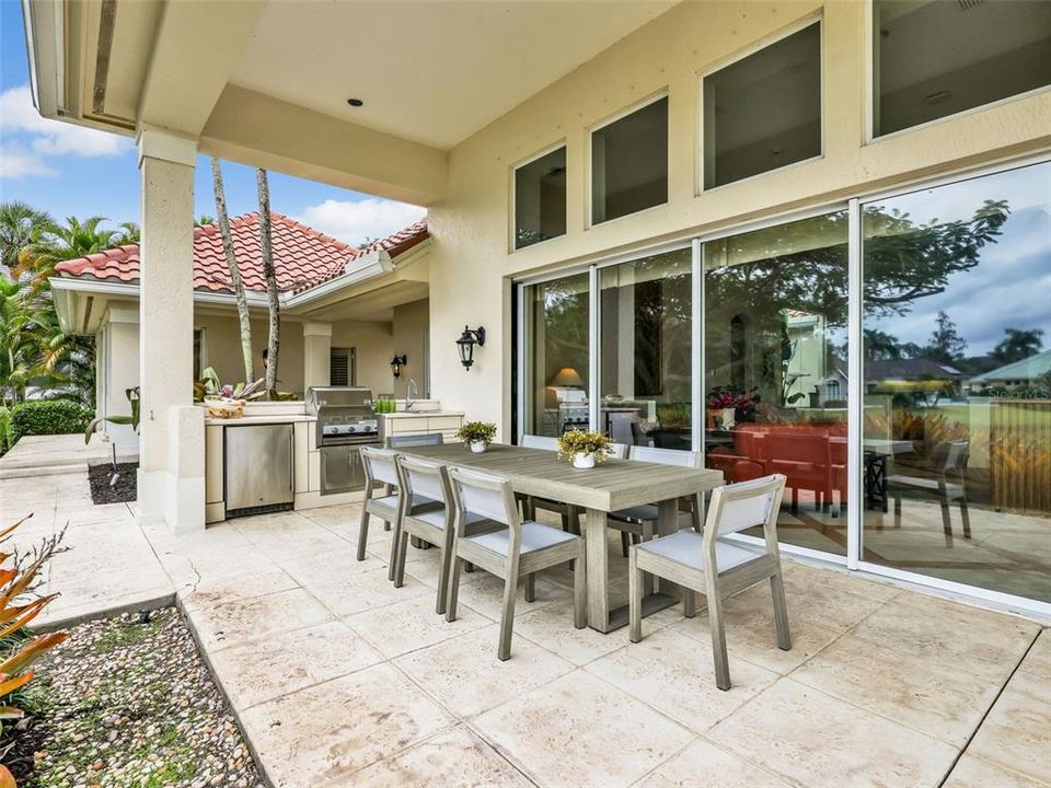 En Venta: $4,425,000 (4 camas, 6 baños, 6046 Pies cuadrados)
