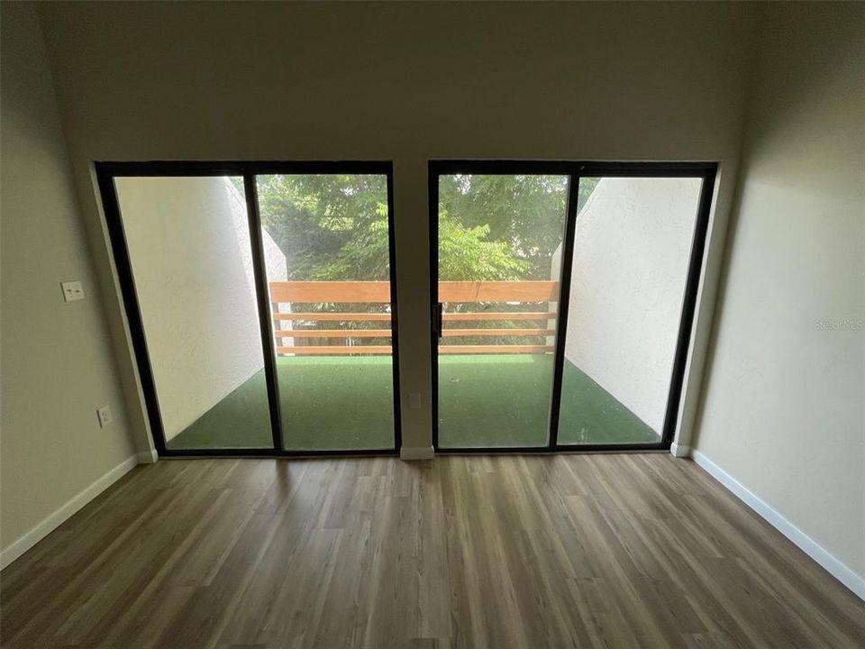 Activo con contrato: $1,500 (2 camas, 1 baños, 1020 Pies cuadrados)