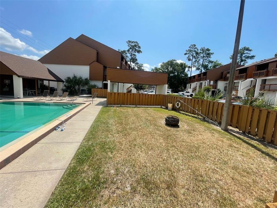 Activo con contrato: $1,500 (2 camas, 1 baños, 1020 Pies cuadrados)