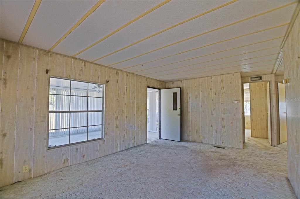 Activo con contrato: $159,000 (2 camas, 1 baños, 976 Pies cuadrados)