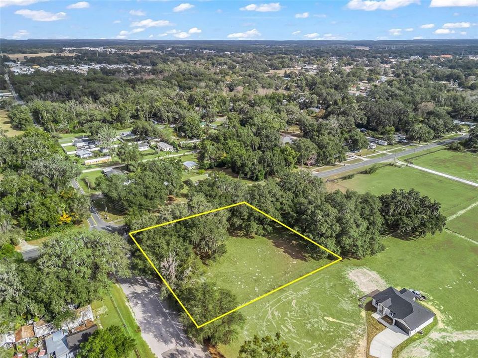 待售: $105,000 (1.03 acres)