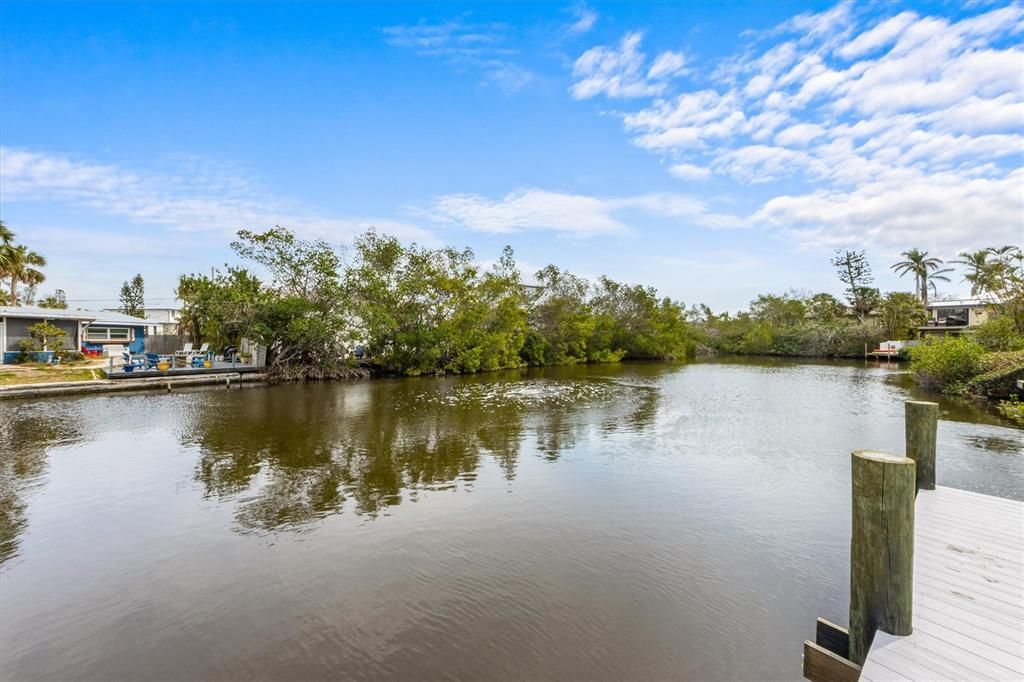 For Sale: $3,995,000 (4 beds, 4 baths, 3613 Square Feet)