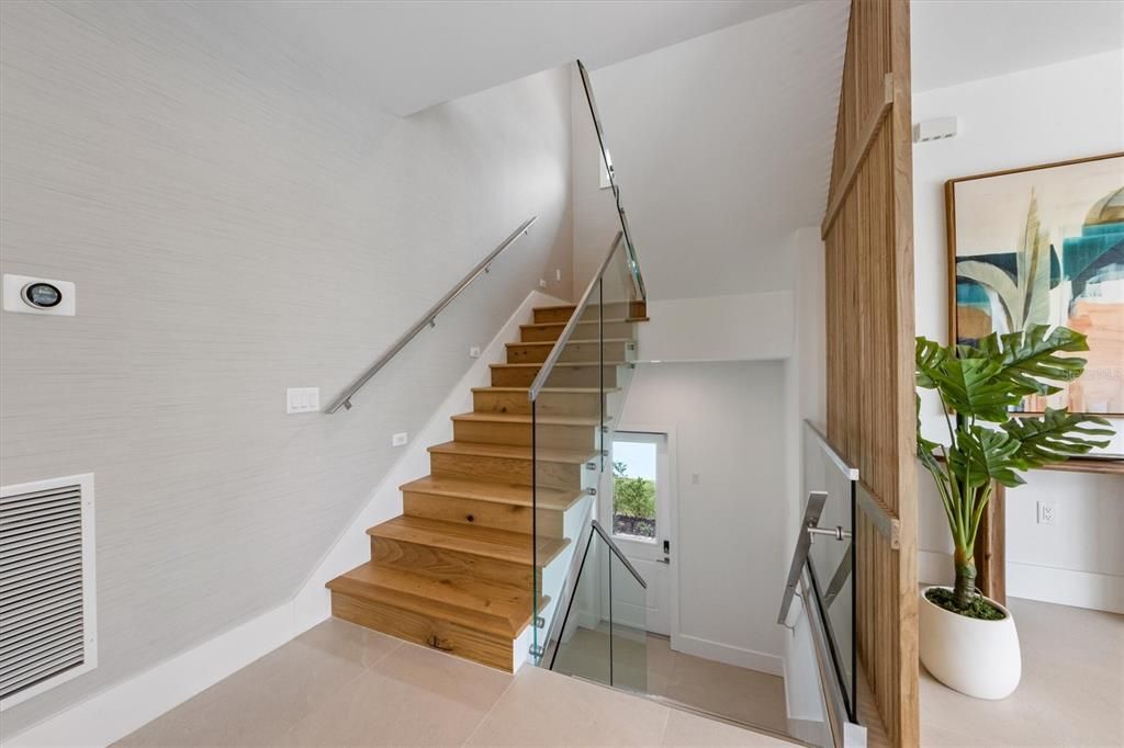 For Sale: $3,995,000 (4 beds, 4 baths, 3613 Square Feet)
