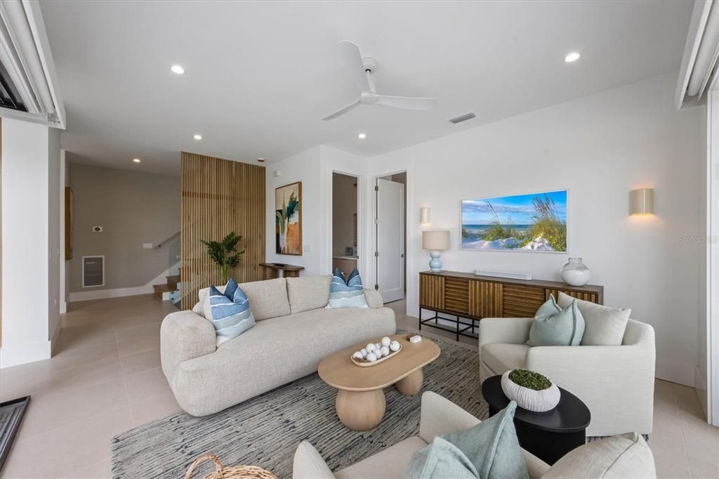 For Sale: $3,995,000 (4 beds, 4 baths, 3613 Square Feet)