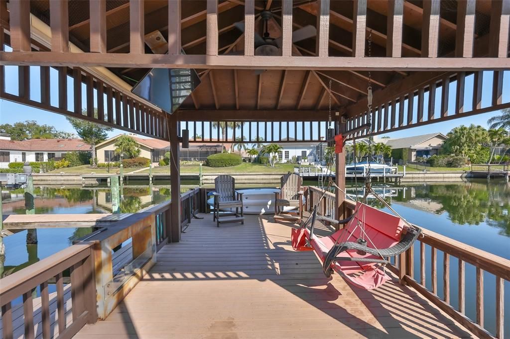En Venta: $1,895,000 (5 camas, 4 baños, 4691 Pies cuadrados)