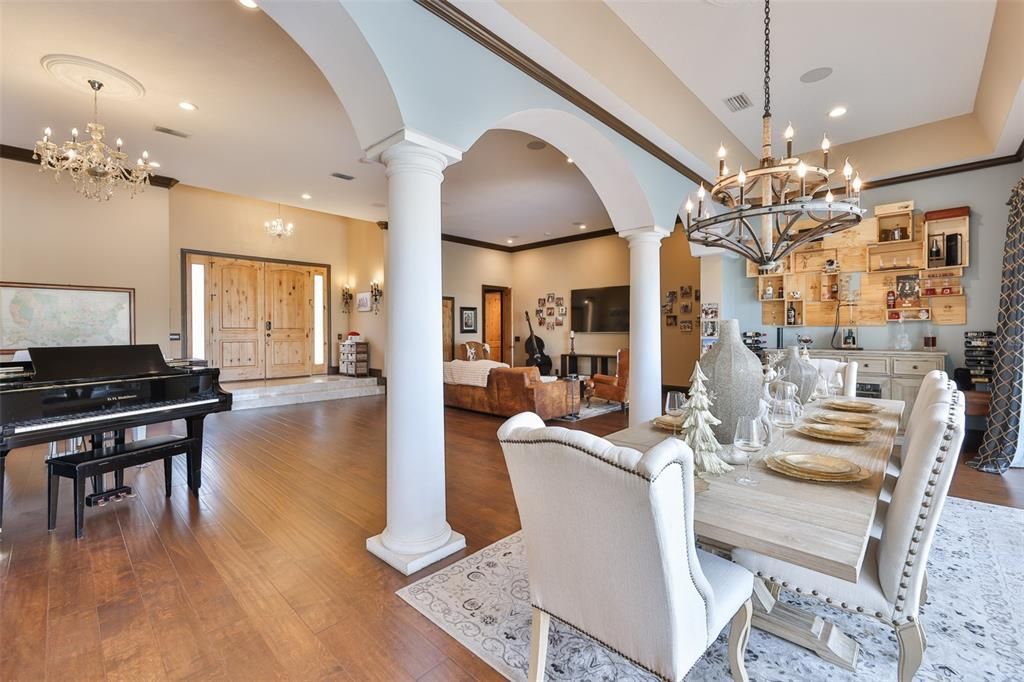 En Venta: $1,895,000 (5 camas, 4 baños, 4691 Pies cuadrados)
