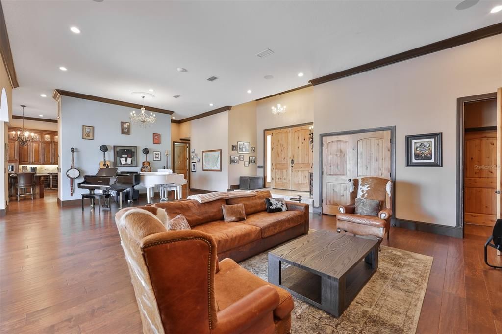 En Venta: $1,895,000 (5 camas, 4 baños, 4691 Pies cuadrados)
