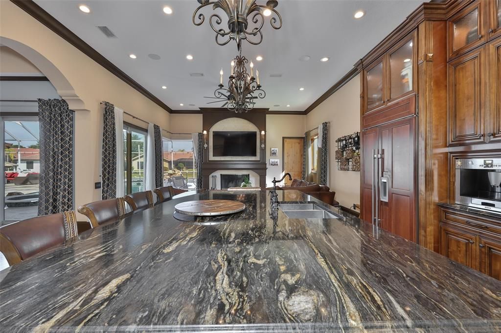 En Venta: $1,895,000 (5 camas, 4 baños, 4691 Pies cuadrados)