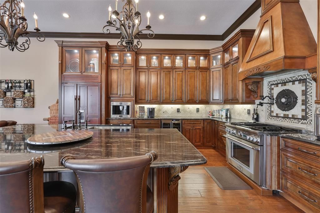 En Venta: $1,895,000 (5 camas, 4 baños, 4691 Pies cuadrados)