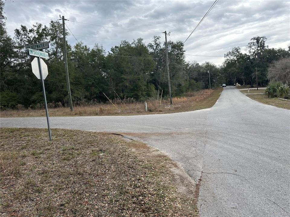 На продажу: $92,500 (1.34 acres)