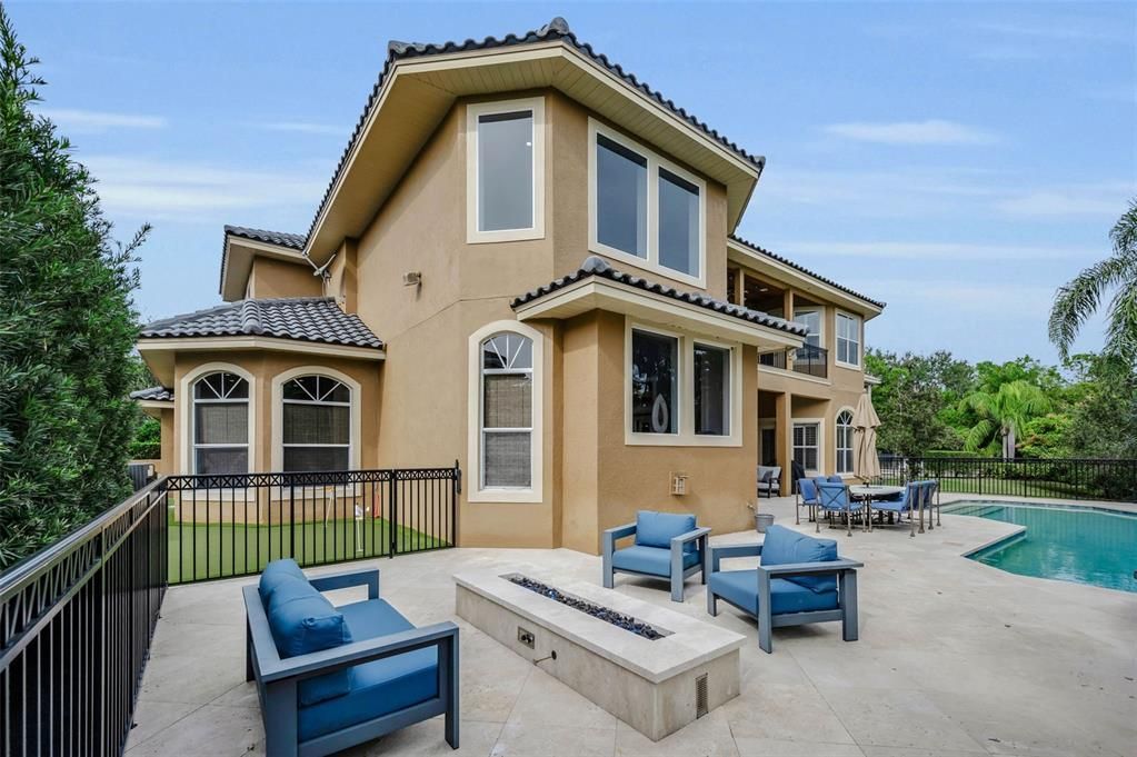 На продажу: $1,899,000 (5 спален, 5 ванн, 5252 Квадратных фут)