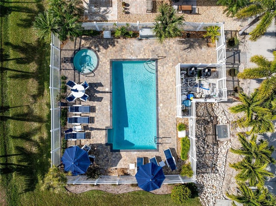 En Venta: $799,000 (3 camas, 3 baños, 1656 Pies cuadrados)