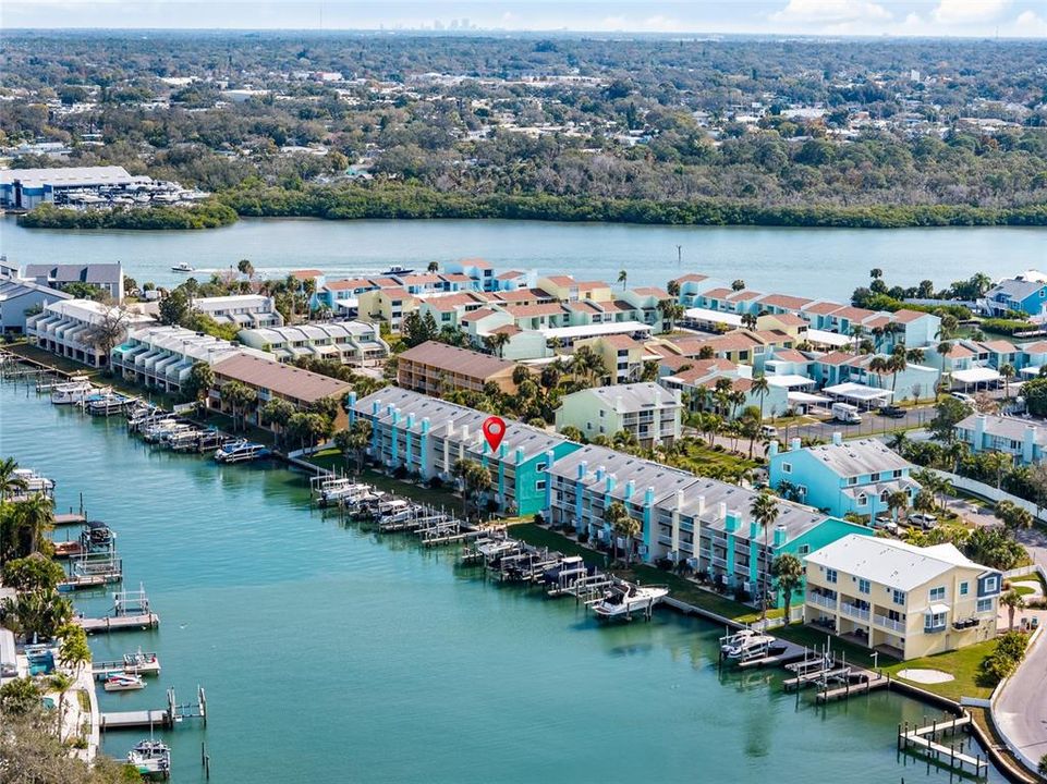 En Venta: $799,000 (3 camas, 3 baños, 1656 Pies cuadrados)