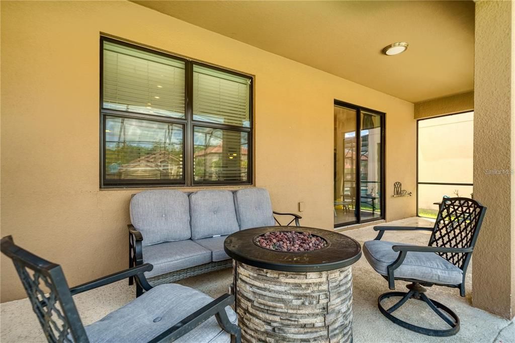 For Rent: $3,650 (6 beds, 4 baths, 2874 Square Feet)
