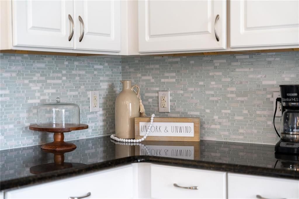 For Rent: $3,650 (6 beds, 4 baths, 2874 Square Feet)