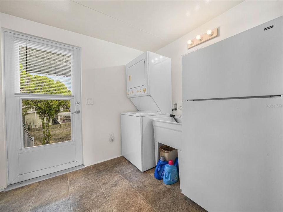 En Venta: $98,000 (1 camas, 1 baños, 816 Pies cuadrados)