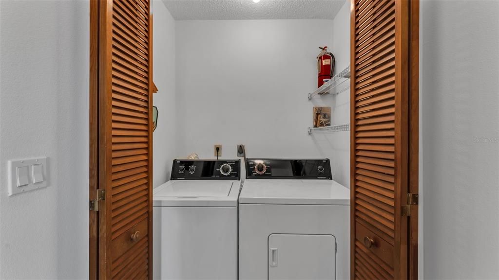 En Venta: $151,000 (2 camas, 2 baños, 945 Pies cuadrados)