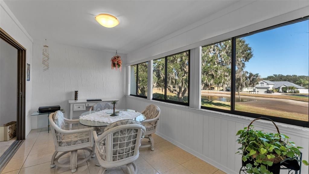 En Venta: $151,000 (2 camas, 2 baños, 945 Pies cuadrados)