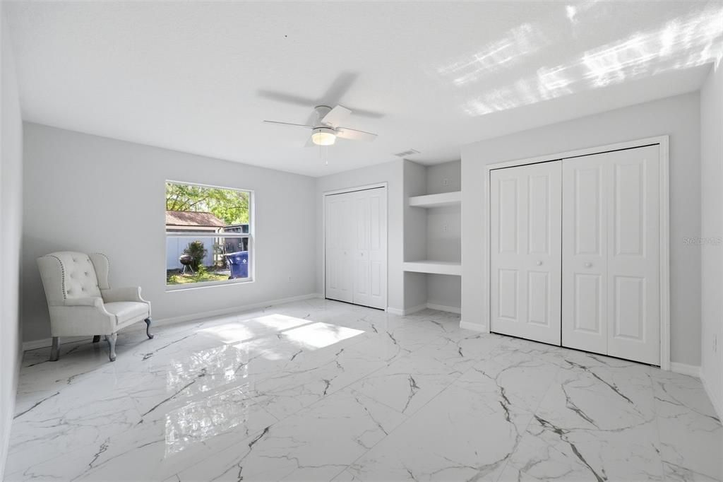 Active With Contract: $995,000 (5 beds, 3 baths, 3521 Square Feet)