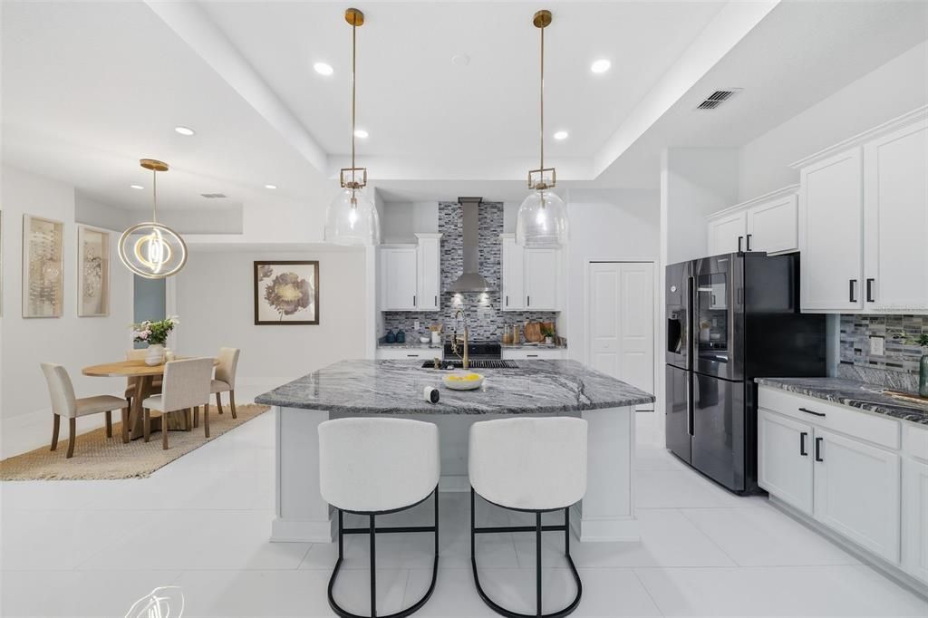 Active With Contract: $995,000 (5 beds, 3 baths, 3521 Square Feet)