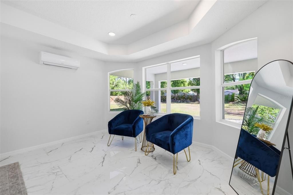 Active With Contract: $995,000 (5 beds, 3 baths, 3521 Square Feet)