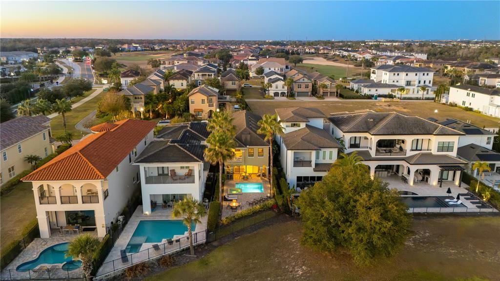 На продажу: $925,000 (5 спален, 4 ванн, 3150 Квадратных фут)