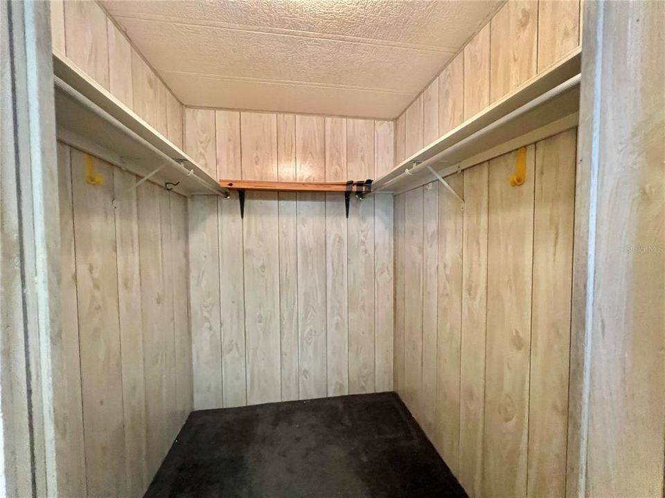 На продажу: $119,000 (2 спален, 2 ванн, 1350 Квадратных фут)