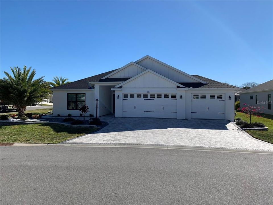 En Venta: $899,499 (3 camas, 3 baños, 2314 Pies cuadrados)