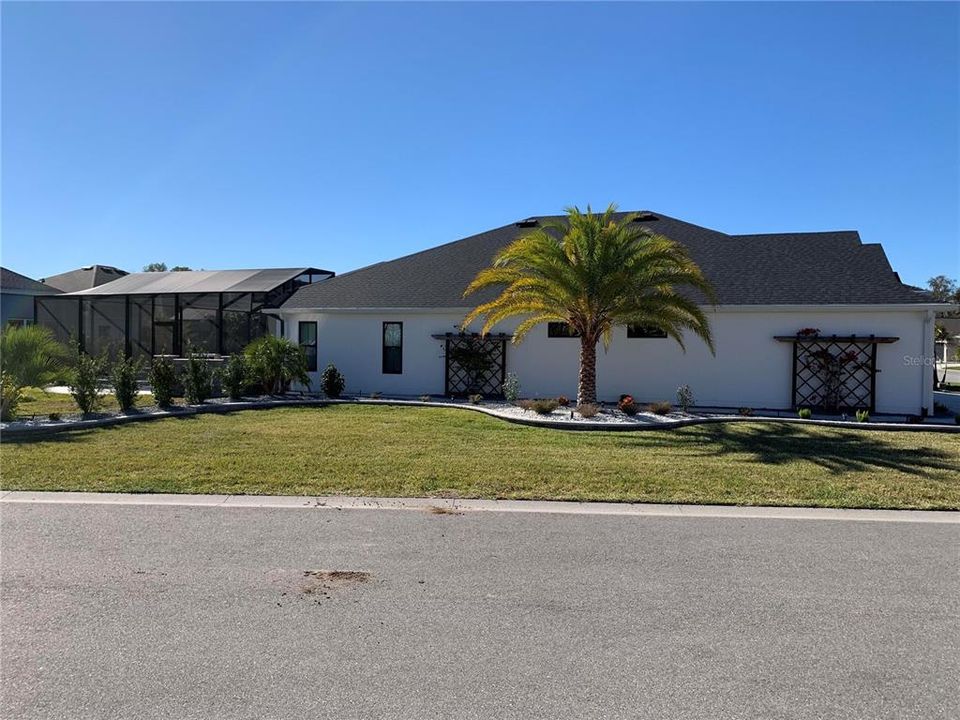 En Venta: $899,499 (3 camas, 3 baños, 2314 Pies cuadrados)