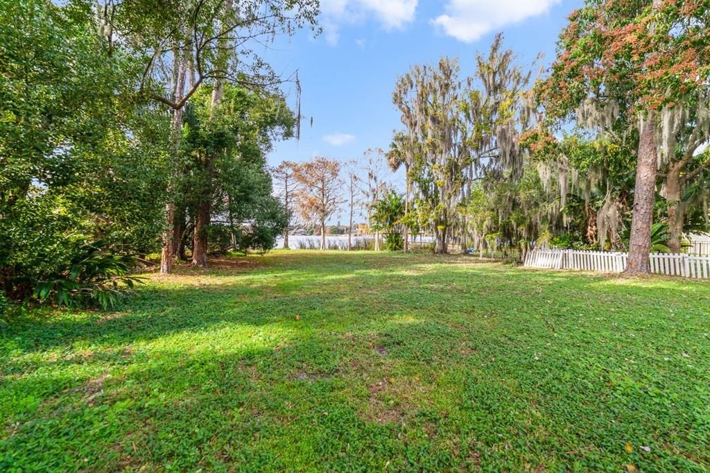 For Sale: $570,000 (0.80 acres)