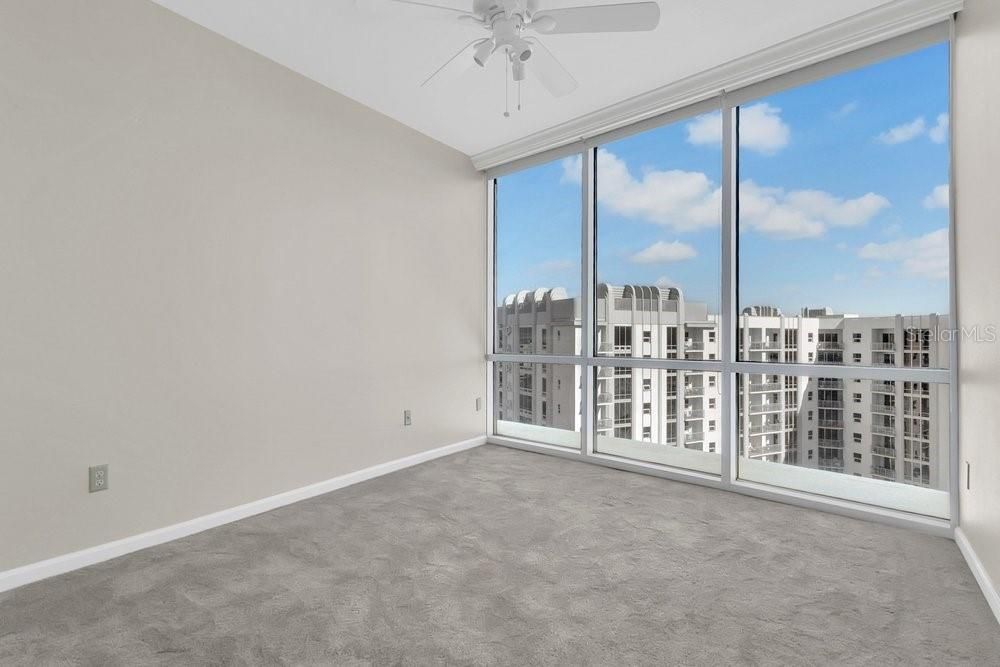 For Sale: $429,900 (2 beds, 2 baths, 1317 Square Feet)