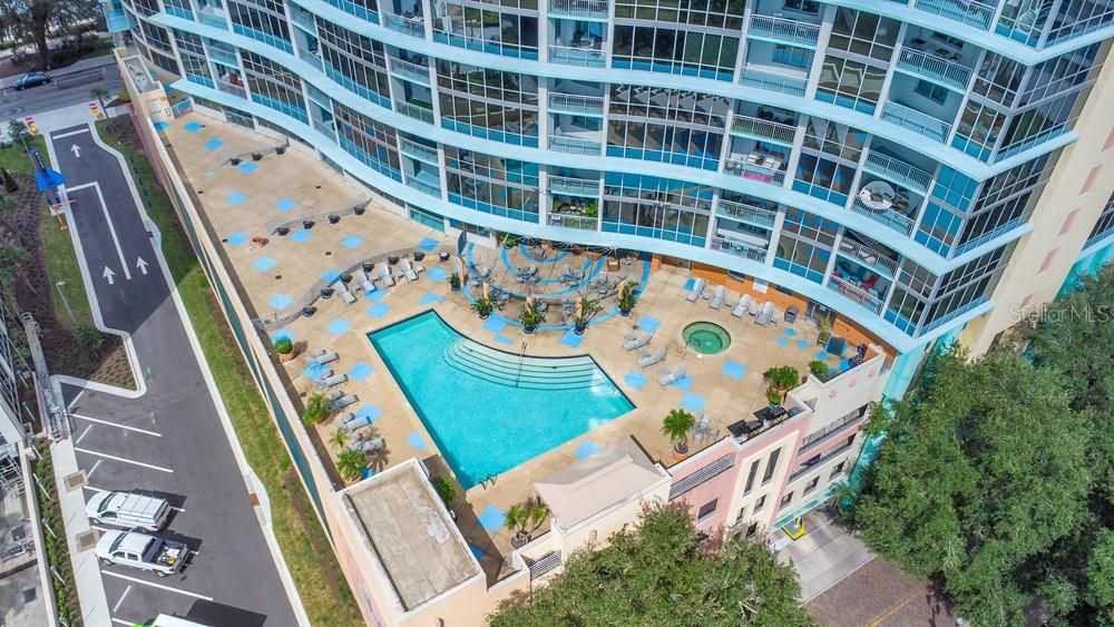 For Sale: $429,900 (2 beds, 2 baths, 1317 Square Feet)