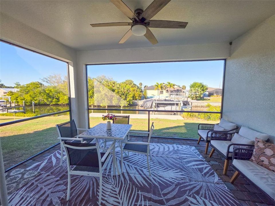 En Venta: $599,000 (4 camas, 2 baños, 1696 Pies cuadrados)