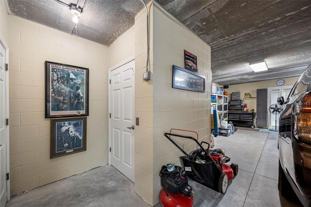 На продажу: $799,900 (3 спален, 3 ванн, 2544 Квадратных фут)