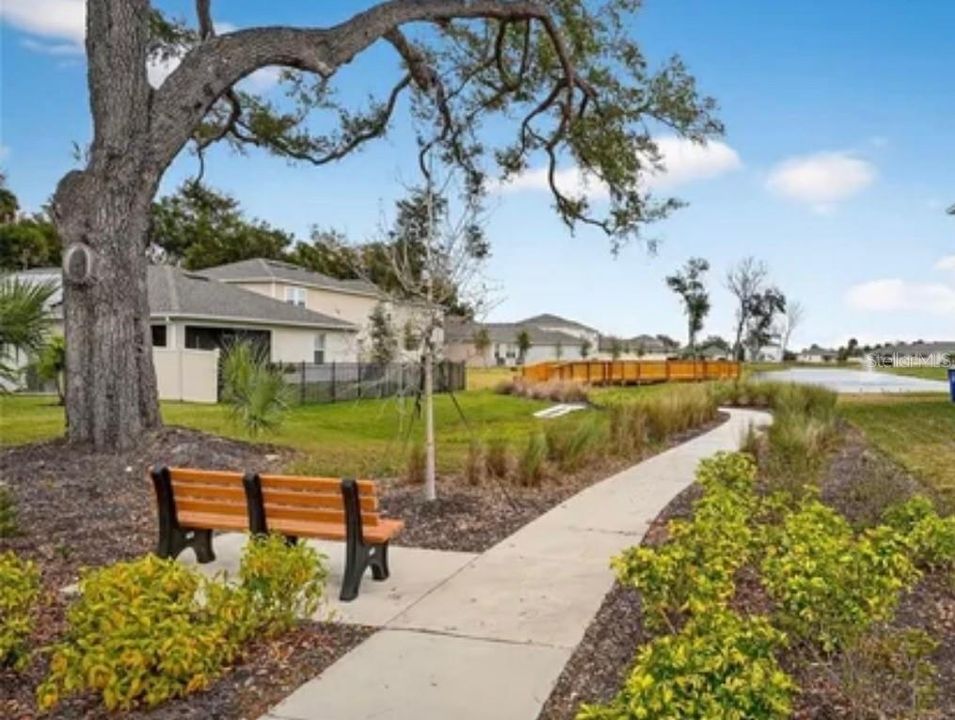 For Sale: $239,900 (3 beds, 2 baths, 1373 Square Feet)