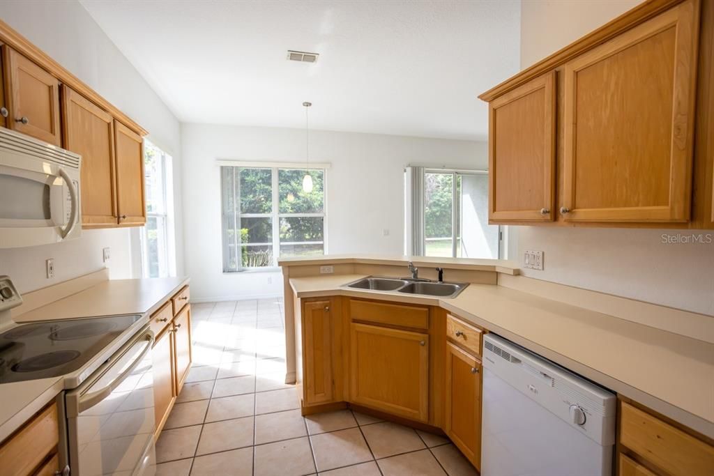 En Venta: $525,000 (3 camas, 2 baños, 1552 Pies cuadrados)