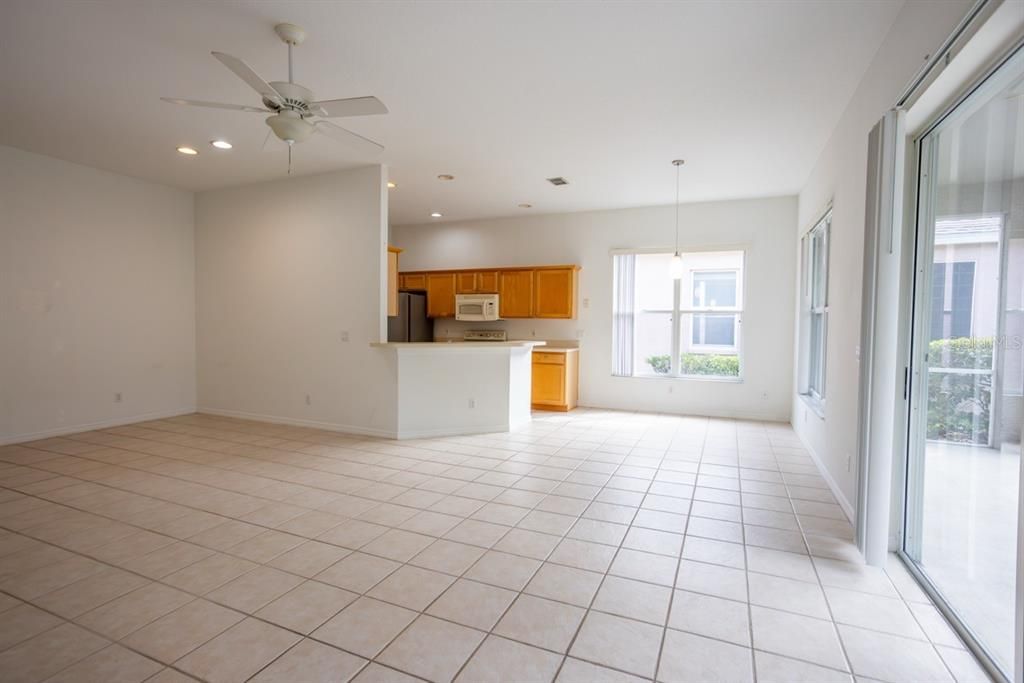 En Venta: $525,000 (3 camas, 2 baños, 1552 Pies cuadrados)