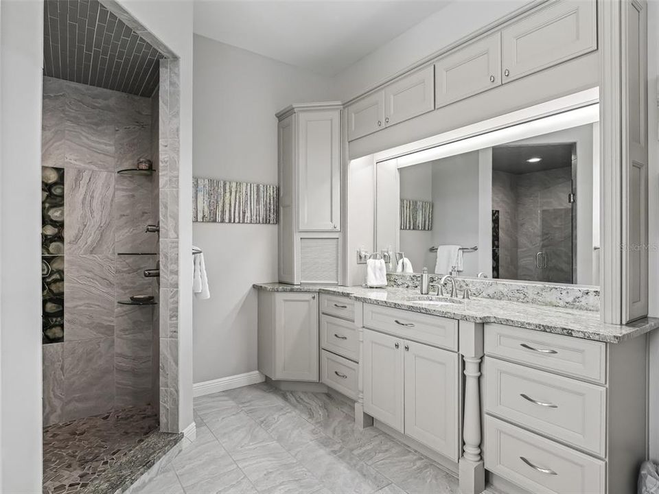 En Venta: $2,675,000 (7 camas, 7 baños, 5830 Pies cuadrados)