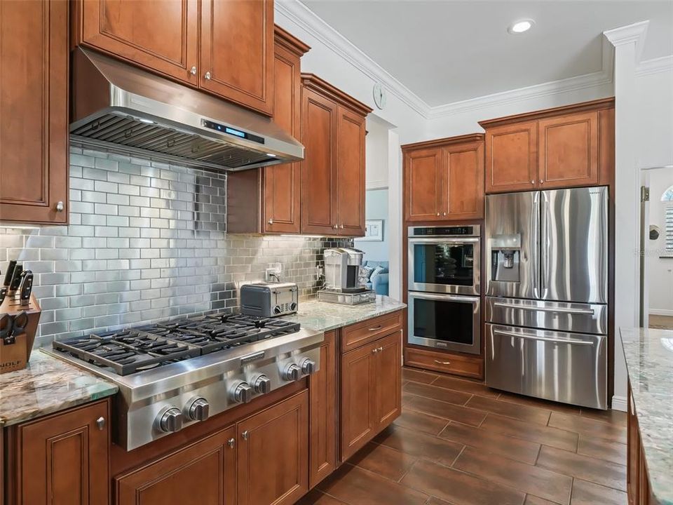 En Venta: $2,675,000 (7 camas, 7 baños, 5830 Pies cuadrados)