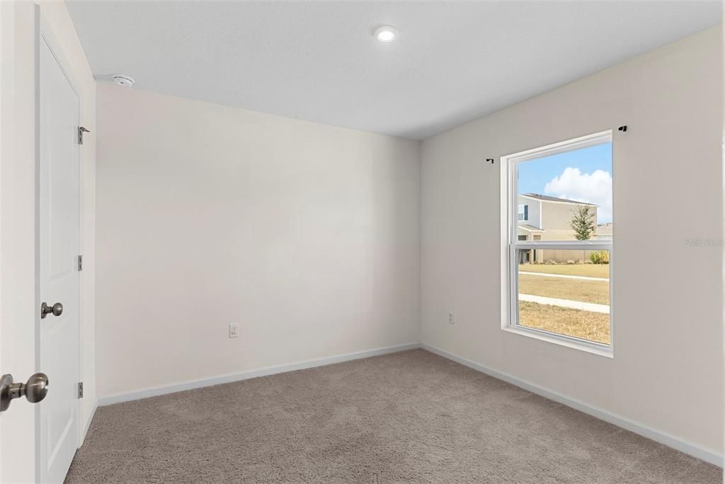 For Sale: $255,000 (3 beds, 2 baths, 1265 Square Feet)