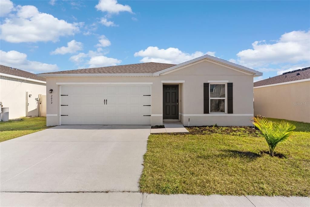 For Sale: $255,000 (3 beds, 2 baths, 1265 Square Feet)