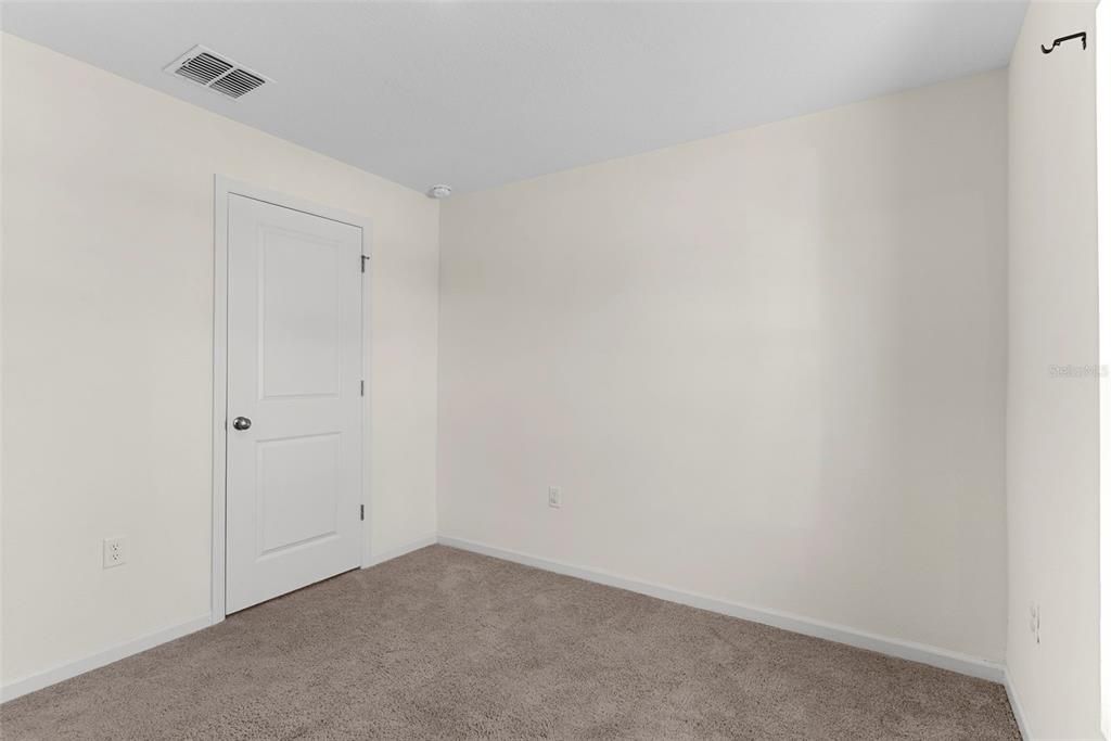 For Sale: $255,000 (3 beds, 2 baths, 1265 Square Feet)