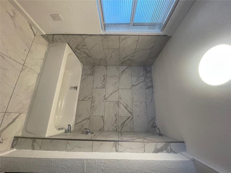 На продажу: $269,999 (3 спален, 3 ванн, 1581 Квадратных фут)