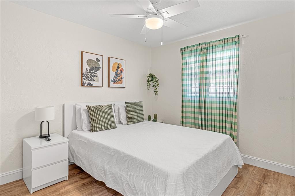 For Sale: $990,000 (6 beds, 3 baths, 2240 Square Feet)